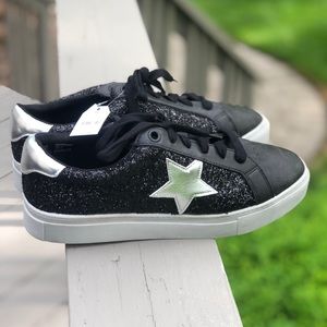 Trendy Star Sneakers